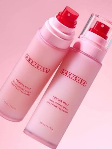 ONE/SIZE Powder Melt Glass Setting Spray